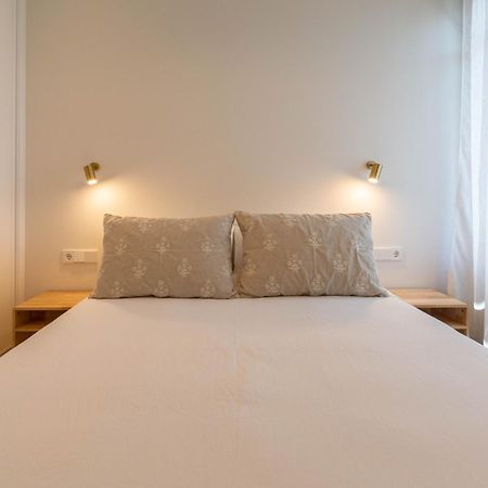 Betis Suites-La Campana Sevilla Exteriör bild