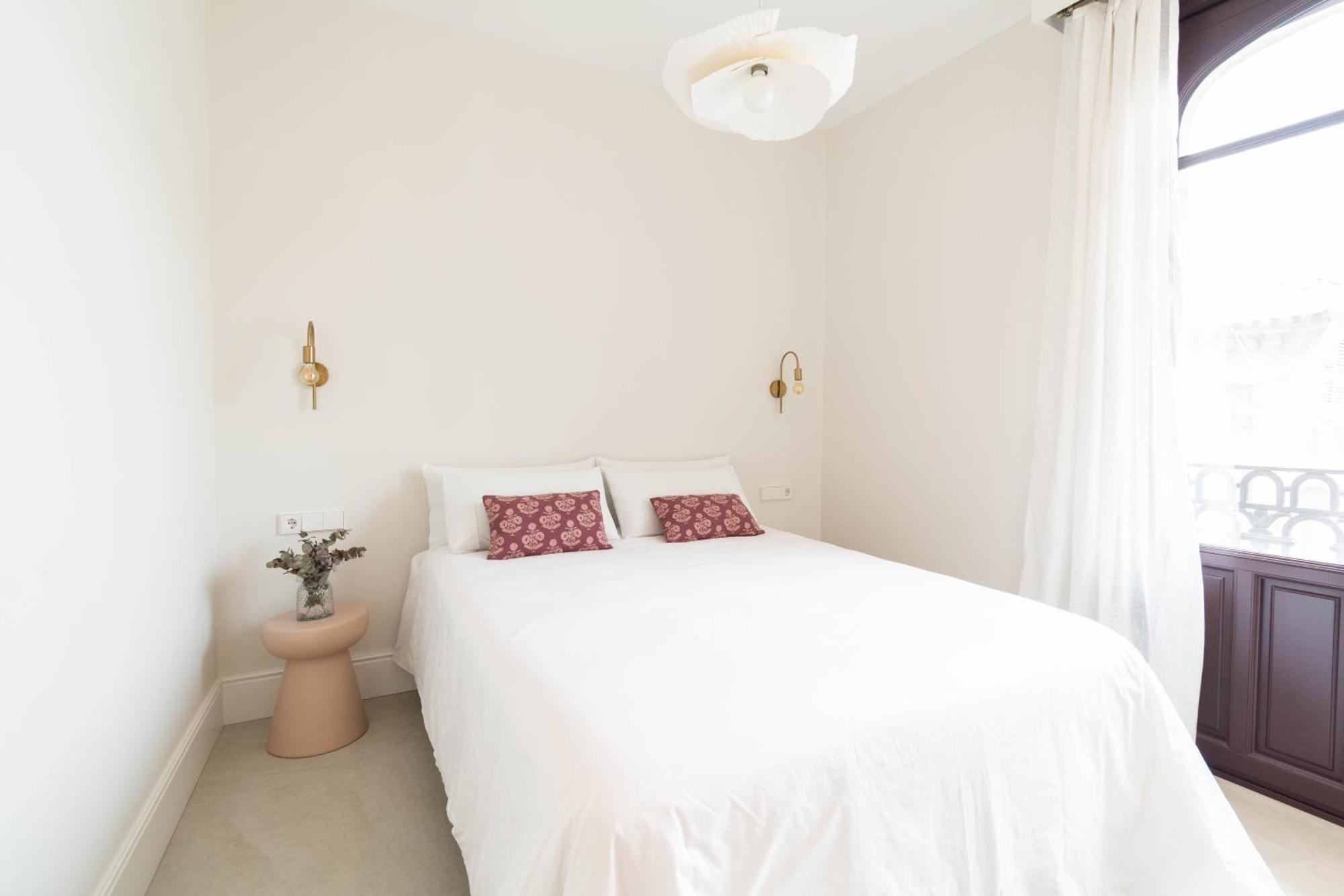 Betis Suites-La Campana Sevilla Exteriör bild